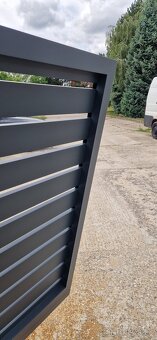 Samonosná hliníková brána - 6