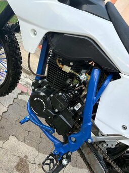 Predám Minirocket 250 - 6