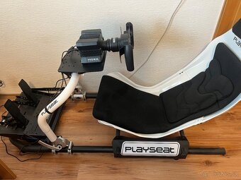Moza R5 + Playseat formula Instinct F1 edition - 6