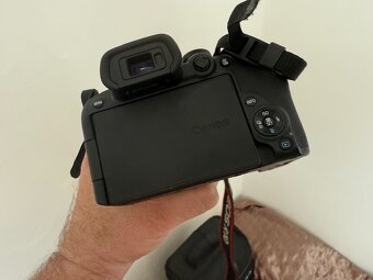 telo Canon EOS R10 - 6