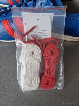 Adidas Paris - 6