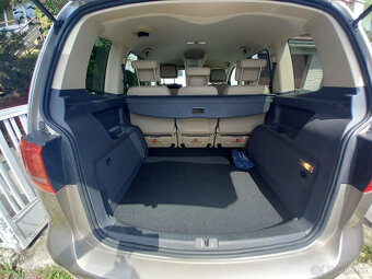 Volkswagen Touran 1.6 TDI (77 kW), MPV Comfortline - 6