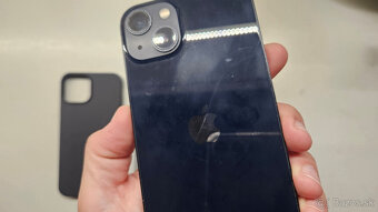 Apple iPhone 13 tmavý 128GB - puknutý zadok - 6
