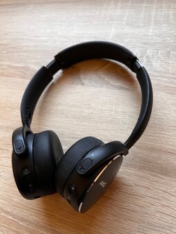 Bezdrôtové slúchadlá AKG Y500 - 6