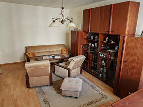 Veľký 3  izbový byt na predaj v Komárne - VII. sídlisko - 6