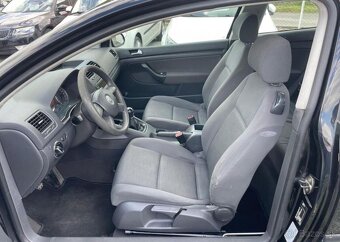 Volkswagen Golf 1.4i KLIMA benzín manuál 55 kw - 6