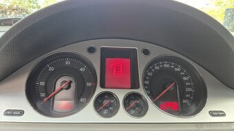 Volkswagen Passat 2.0TDI 2008 Comfortline 103kW - 6