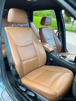 Predám BMW e91 318d LCI - 6
