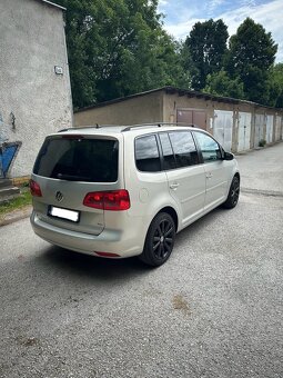 VW Touran 1.6 77 kW webasto - 6