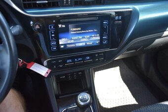 Toyota Auris Touring Sports 1.4 l D-4D Active - 6
