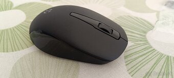 NOVA, NEROZBALENA Bezdrôtová myš HP 150 + baterie - 6