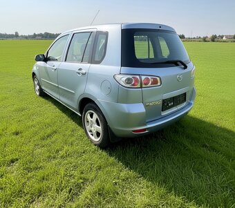 Mazda 2 - 6