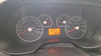 Fiat Grande Punto 1.2 benzin manual rok 2008 - 6