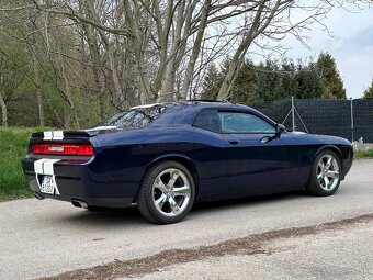 Dodge Challenger 2012 RT PLUS výbava 5.7 HEMI V8 - 6