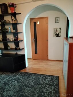 Voľná izba v 3izb byte Kvp - 6