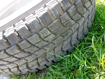 Disky Suzuki Jimny 15x5.5JJ ET5+pneumatiky Dunlop Grandtrek - 6