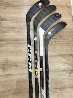 HOKEJKY ĽAVAČKY CCM XF PRO + FT5 PRO + TRIGGER 6-9 PRO - 6