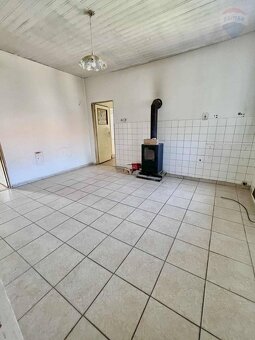 Predaj: 3 izbový rodinný dom, s garážou Čilizská Radvaň - 6