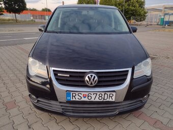 Volkswagen Touran Facelift 1.9 TDI 77kw 7.Miestné - 6