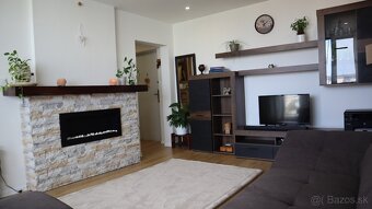 3 - izbový byt s klimatizáciou, krbom a výhľadom na mesto - 6