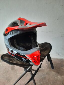 Motokros prilba - 6