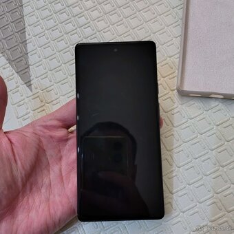 Google Pixel 6a 5G 6 GB/128 - nova baterka / 3x puzdra - 6