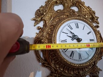 Predám funkčné mosadzné nástenné hodiny JUNGHANS quartz 75 € - 6