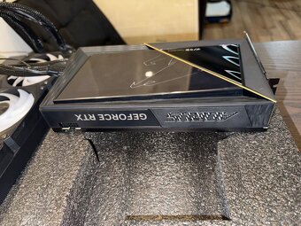 GIGABYTE AORUS GeForce RTX 5090 XTREME WATERFORCE/32GB - 6