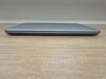 HP EliteBook 820 G3 /i5-6300U/8GB RAM/Touch FHD/256GB SSD - 6