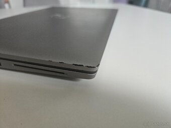 Dell Latitude 5520 i5-1135G7 16GB 256GB 15.6 Win11 Pro - 6