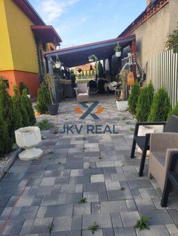 JKVreal ponúka na predaj rodinný dom s veľkým pozemkom vo Ve - 6