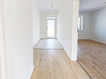 Skolaudované Už len 4 voľné novostavby v Šúrovciac… - 6