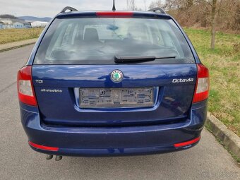 ROZPREDAM SKODA OCTAVIA 2 na diely 9462 - 6