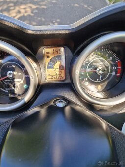 Yamaha x max 125 - 6