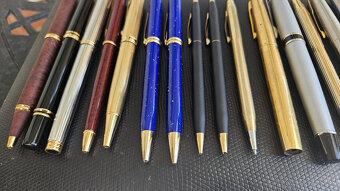 Zbierka značkových atramentových a guličkových pier - 6