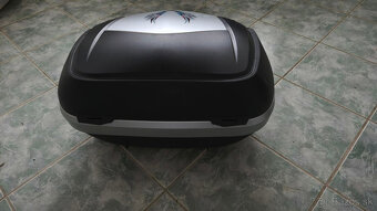 Givi Monokey V47 - 47 litrov s brzdovym svetlom - 6