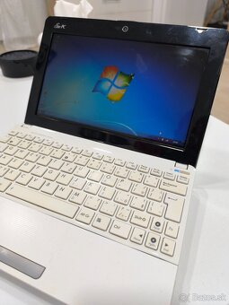 ASUS EEE - 6