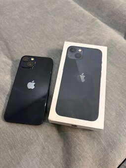Predám Iphone 13, 128 GB Black - 6