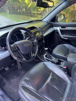 Kia Sorento 2.2 CRDi 4x4 145Kw - 6