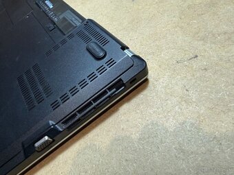 Predám notebook Lenovo e531 na diely alebo na opravu. - 6
