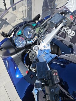 Yamaha FJR 1300 - 6