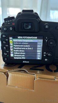 Nikon D7200 + Nikkor 35 mm - 6