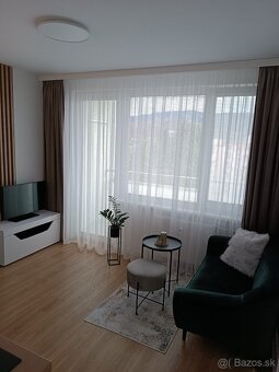 KRÁSNY 2IZBOVÝ BYTÍK V HANDLOVEJ V CENTRE - 6