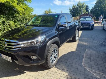 Toyota Hilux - 6
