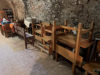 Irish Pub NMnV - dopredaj mašín, lavíc, stoličiek, stolov, - 6