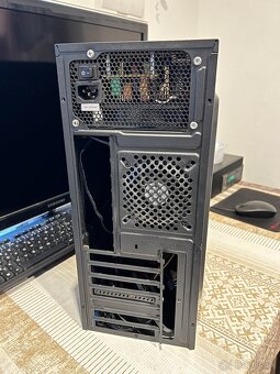 PC skrina SilentiumPC+zdroj - 6