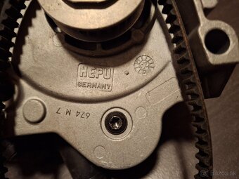 Vodna pumpa 04E121600cb - 6