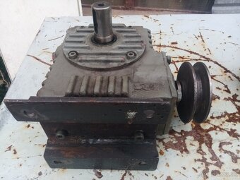 Snekova prevodovka 1:31,5 - 6