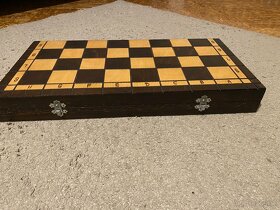 Drevene šachy vyrezávané - 6