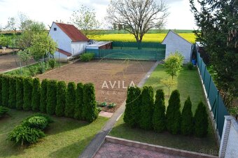 NA PREDAJ: praktický 5izbový rodinný dom s pozemkom 768m2 - - 6